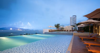 Vinpearl Condotel Beachfront Nha Trang