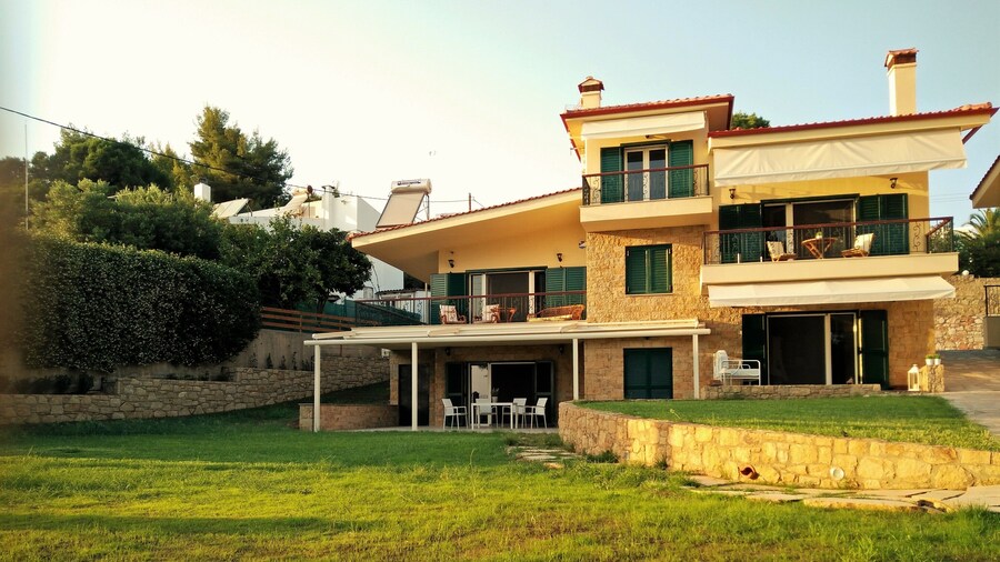 Moriel Seaside Homes Suites