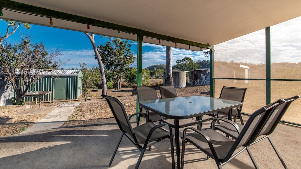 Birdsong House Dingo Beach Rooms, Reviews & Deals (Dingo Beach, AUS