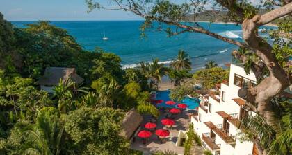 Ysuri Sayulita - Beachfront Hotel
