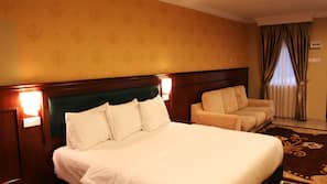 In-room safe, iron/ironing board, free WiFi