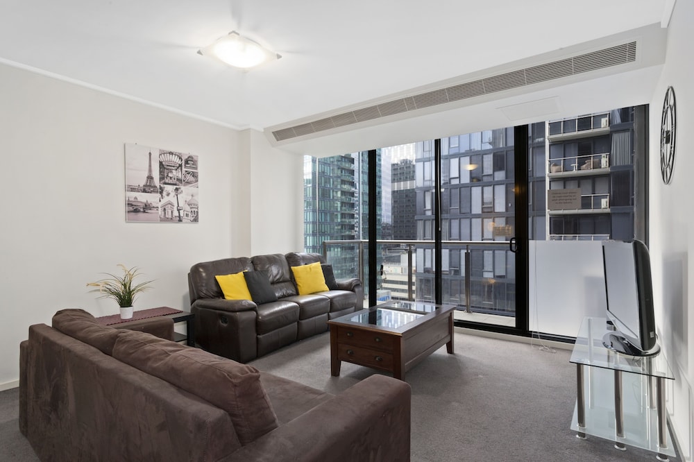 City Tower Apt