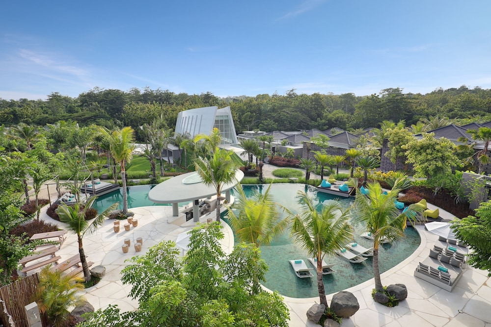X2 Bali Breakers Resort In Jimbaran Hotel Rates Reviews