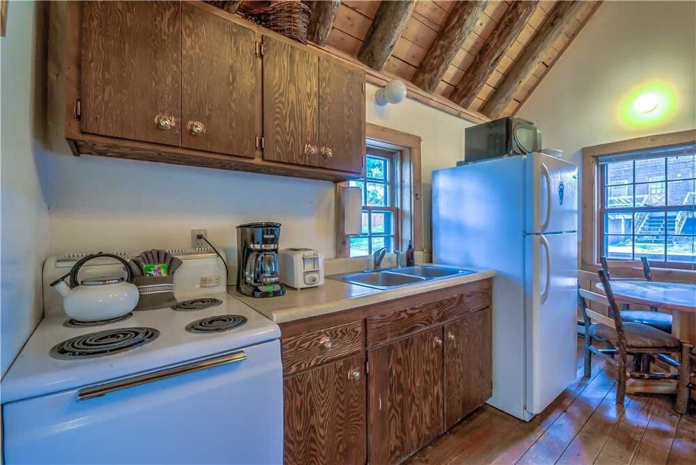 Perry Mansfield Woodshack Cabin in Steamboat Springs Best Rates