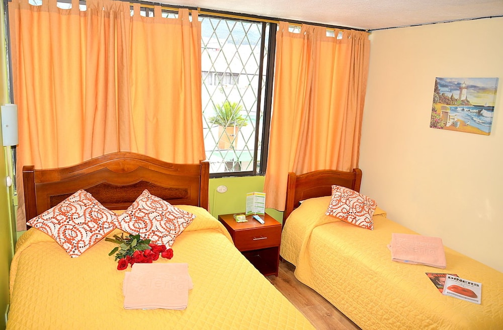 Foto - Hostal Terra 3 - BASE AÉREA