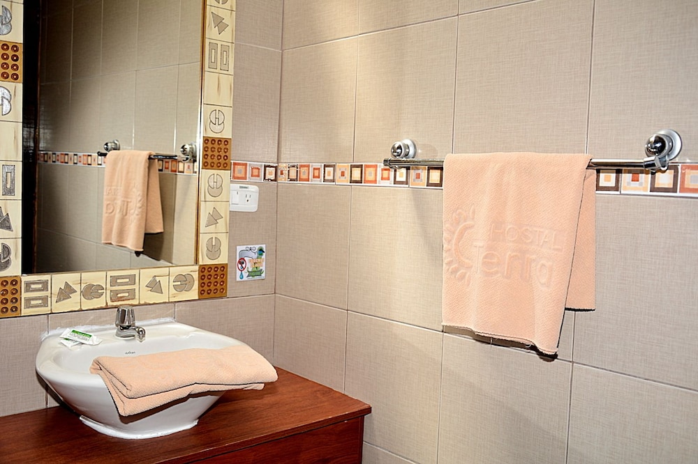 Foto - Hostal Terra 3 - BASE AÉREA