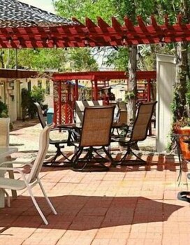 1 or 3 Bedroom Apartment with Full Kitchen in Page, United States