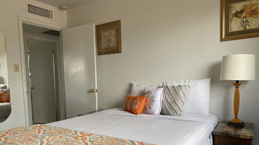 Desert Canyon Inn