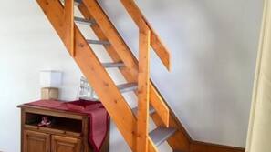 1 chambre, décoration personnalisée, ameublement personnalisé