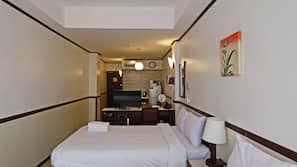 In-room safe, blackout drapes, free WiFi, linens