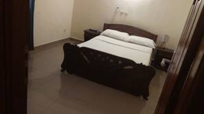2 chambres, bureau, Wi-Fi gratuit, draps fournis