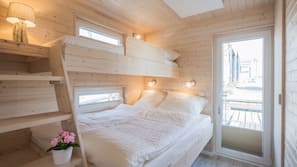 2 Schlafzimmer, individuell dekoriert, Verdunkelungsvorhänge