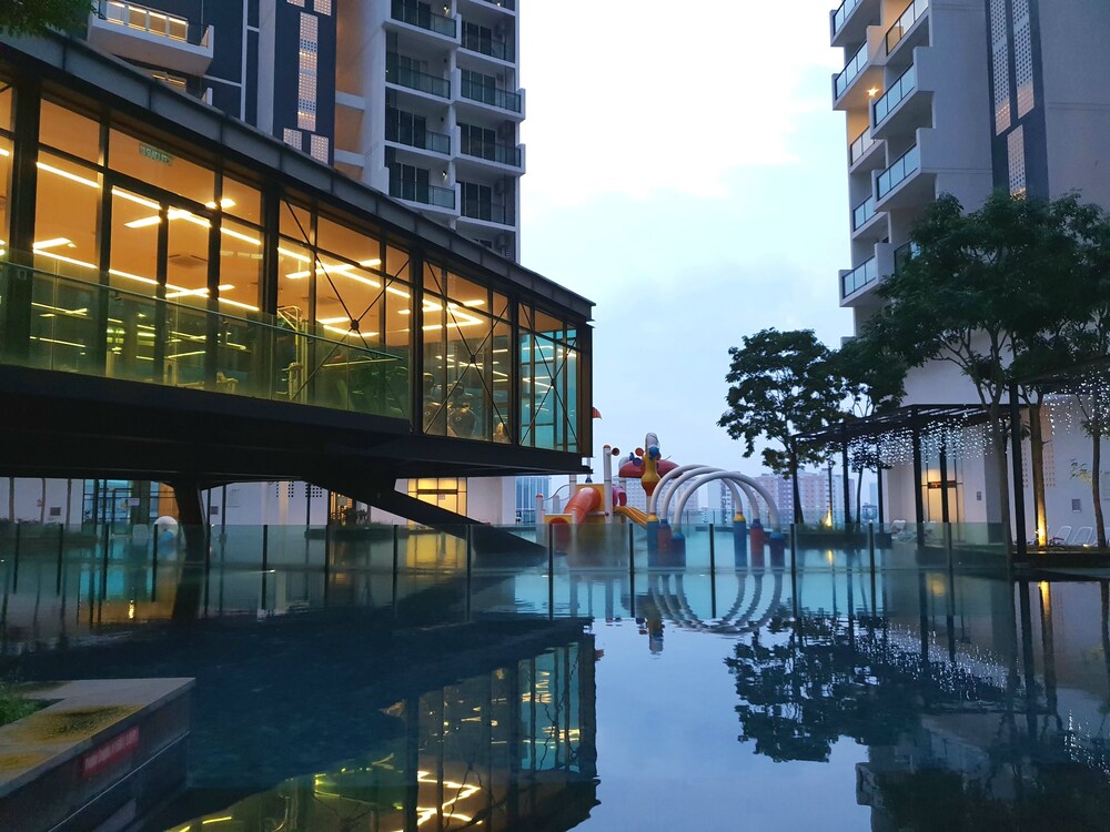 The Shore Hotel Residences By Susan Malacca City Mys Airasiago