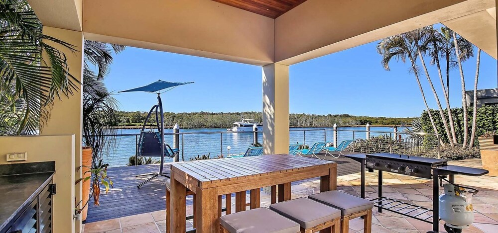 Riviera Grand at Sanctuary Cove