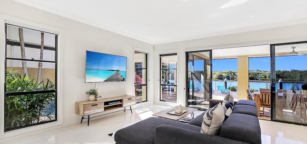 Riviera Grand at Sanctuary Cove