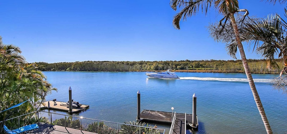 Riviera Grand at Sanctuary Cove