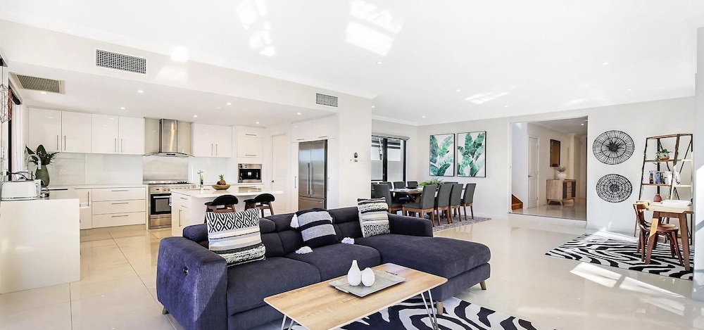 Riviera Grand at Sanctuary Cove