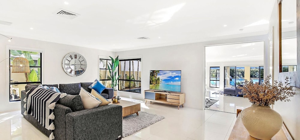 Riviera Grand at Sanctuary Cove
