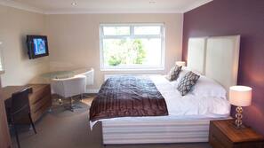Desk, iron/ironing board, free WiFi, linens