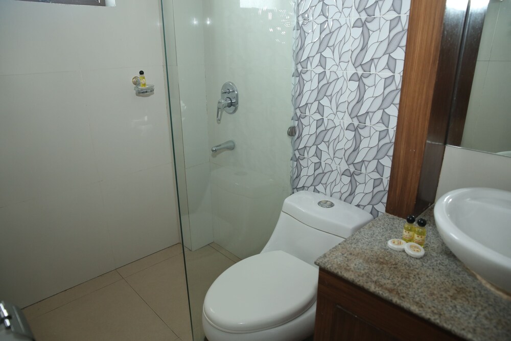 EON Centennial Resort Hotel & Waterpark in Iloilo Best Rates & Deals