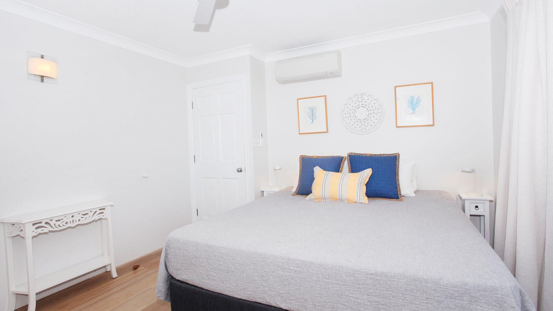 Windmill 3 - Three Bedroom Unit Located Opposite the Beach!