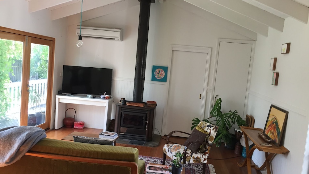 Classic Beach House Barwon Heads