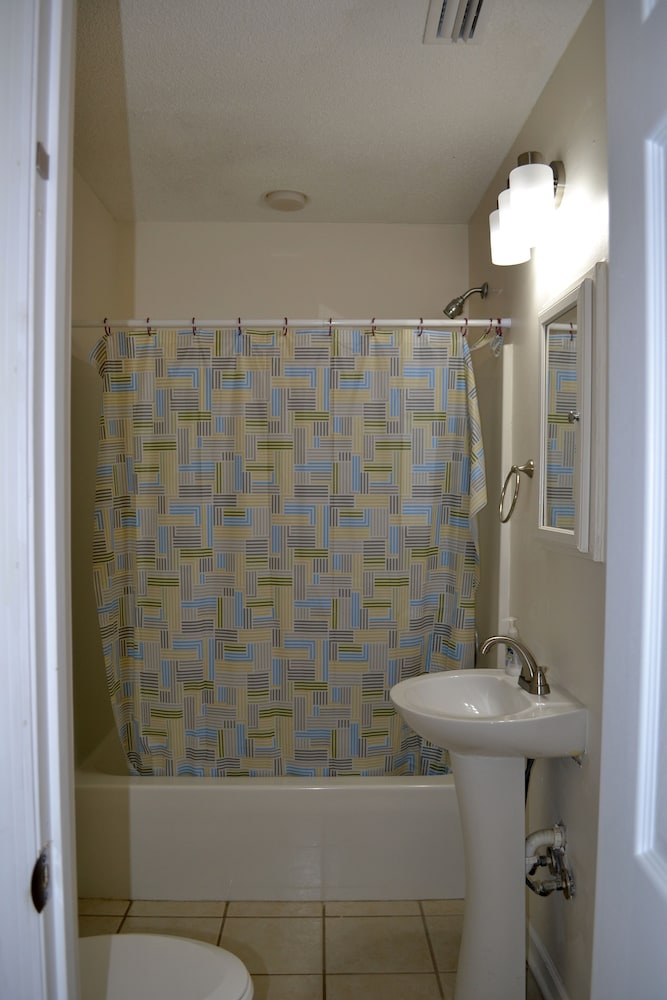 Bathroom, BEACH BUM COTTAGES - STEPS FROM BEACH, INGROUND POOL, PERFECT LOCATION