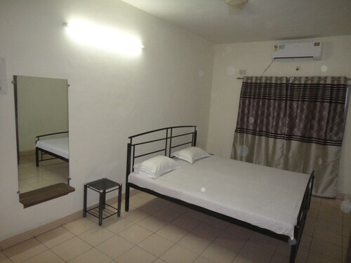 Promo 60% Off Living Waters Service Apartment India ...