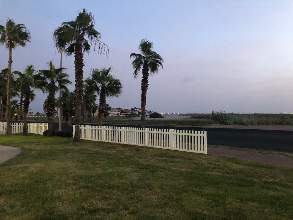 whitecap beach hotels