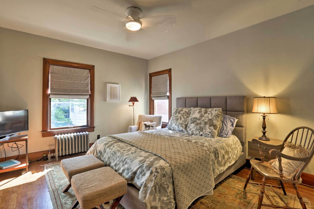 Spacious Louisville Home Walk to Restaurants! Strathmoor Village Vrbo