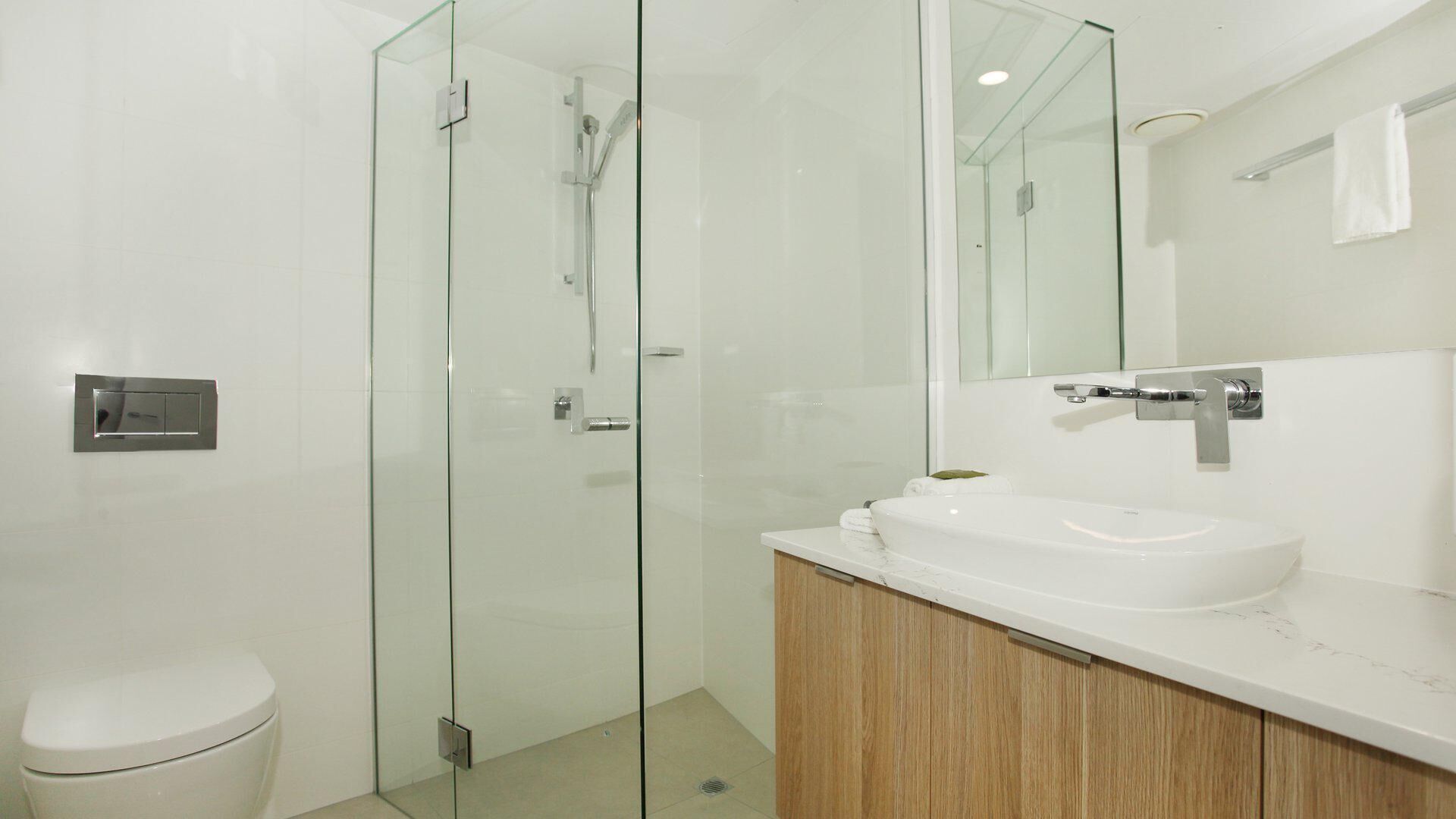 Sirocco 201 - Large Five Bedroom Apartment in Sirocco Resort with Private Balcony and BBQ!