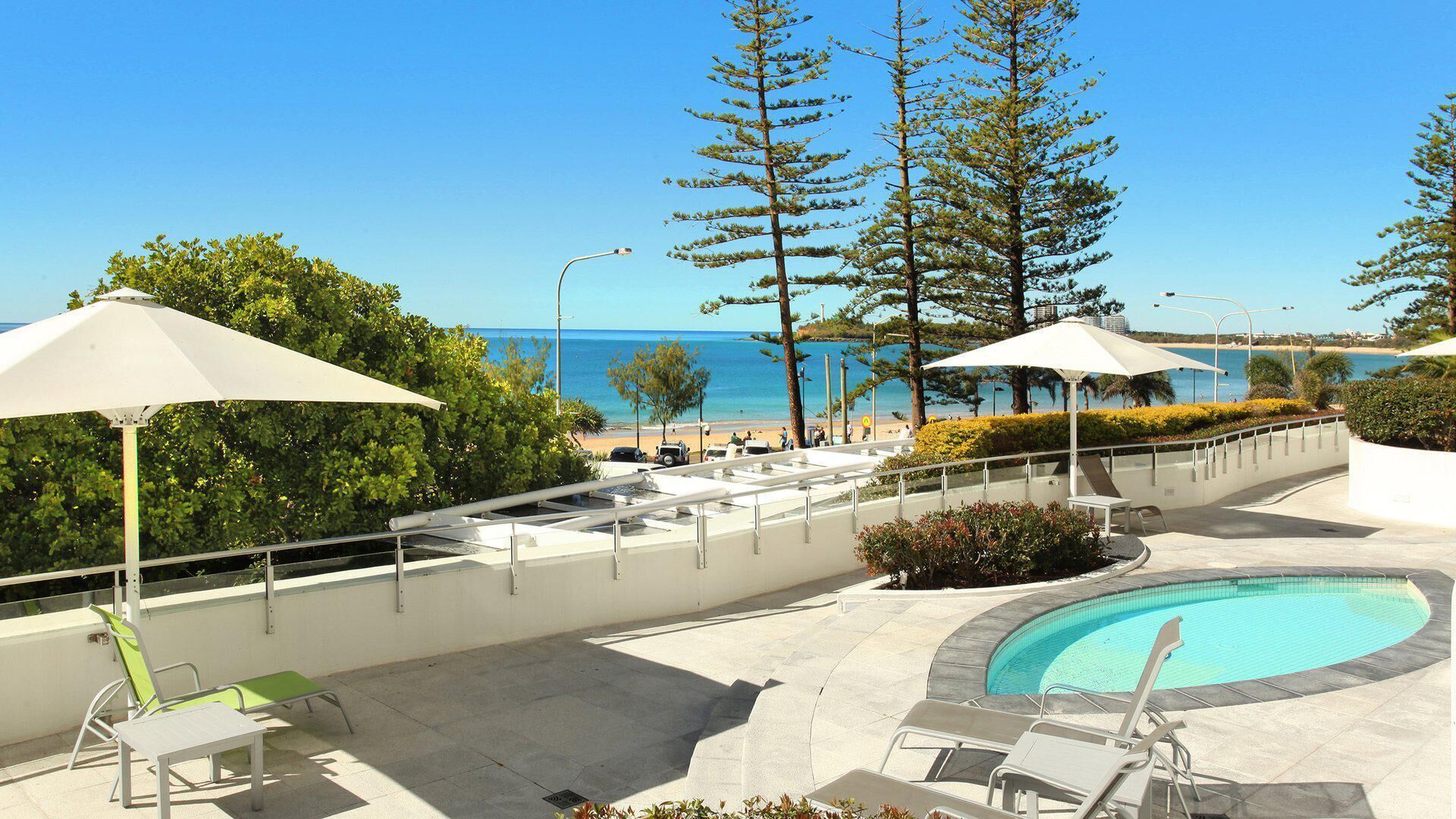 Sirocco 201 - Large Five Bedroom Apartment in Sirocco Resort with Private Balcony and BBQ!