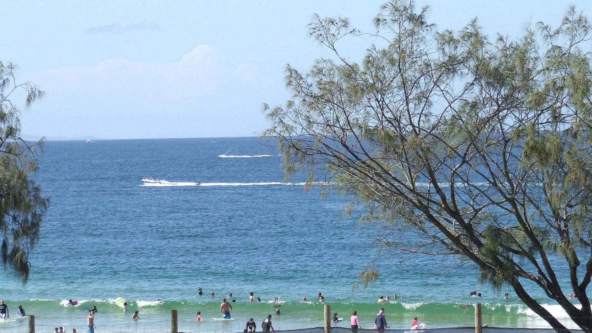 Illawong 2 - Two Bedroom Beachfront Budget Accommodation in Illawong Inn