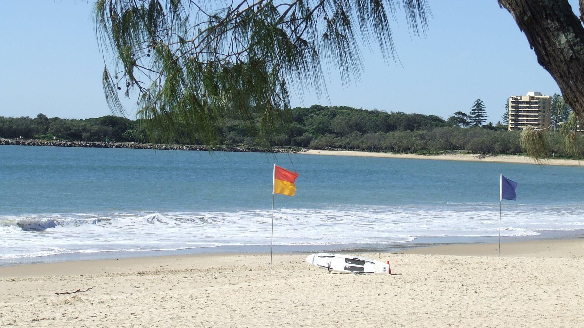 Illawong 2 - Two Bedroom Beachfront Budget Accommodation in Illawong Inn