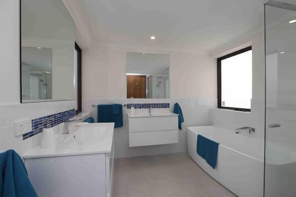 Villa Nashwauk - Aldinga Beach Getaways, an Esplanade Oceanfront Property