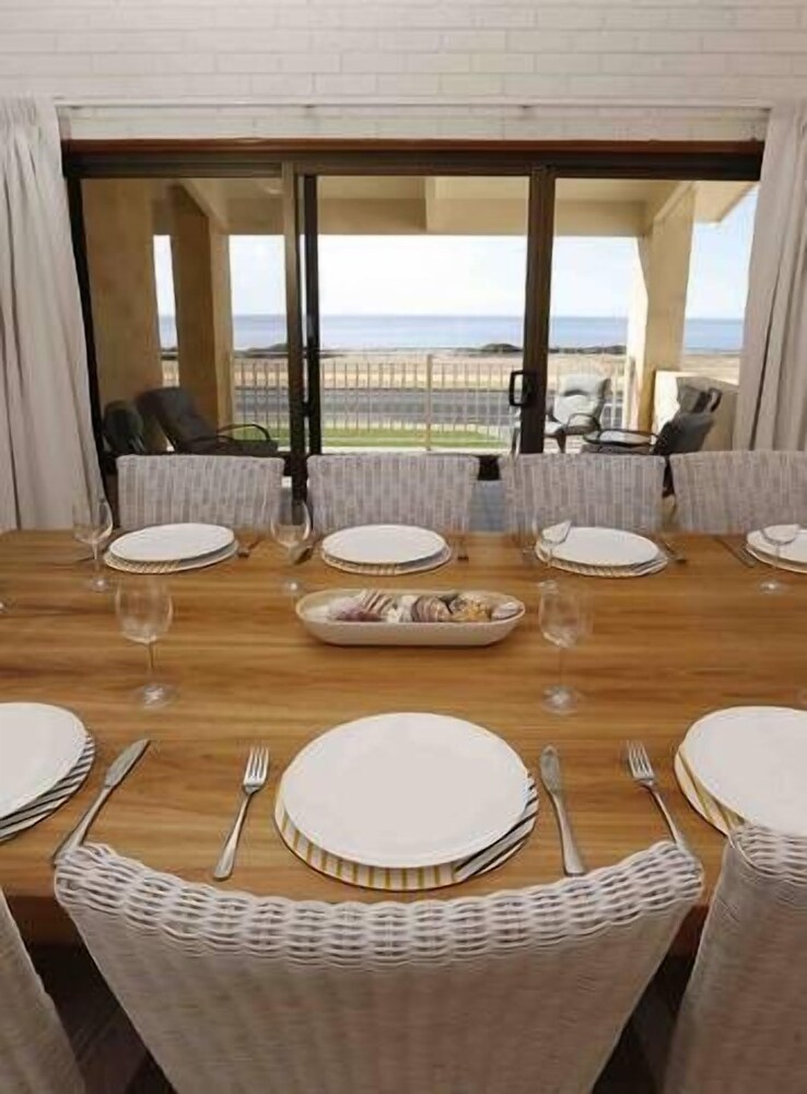 Villa Nashwauk - Aldinga Beach Getaways, an Esplanade Oceanfront Property