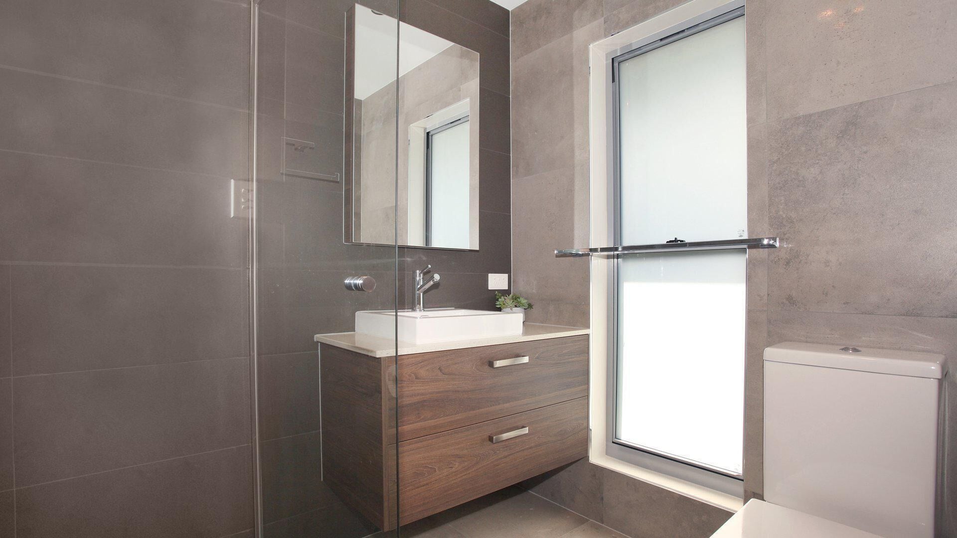 Palm Drive 95 - 4 Bedroom House with Pool+ BBQ+ Wifi+ Netflix in Mooloolaba