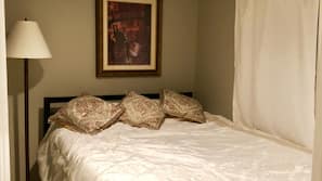 2 bedrooms, Internet, linens