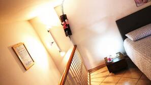 2 bedrooms, Internet, linens