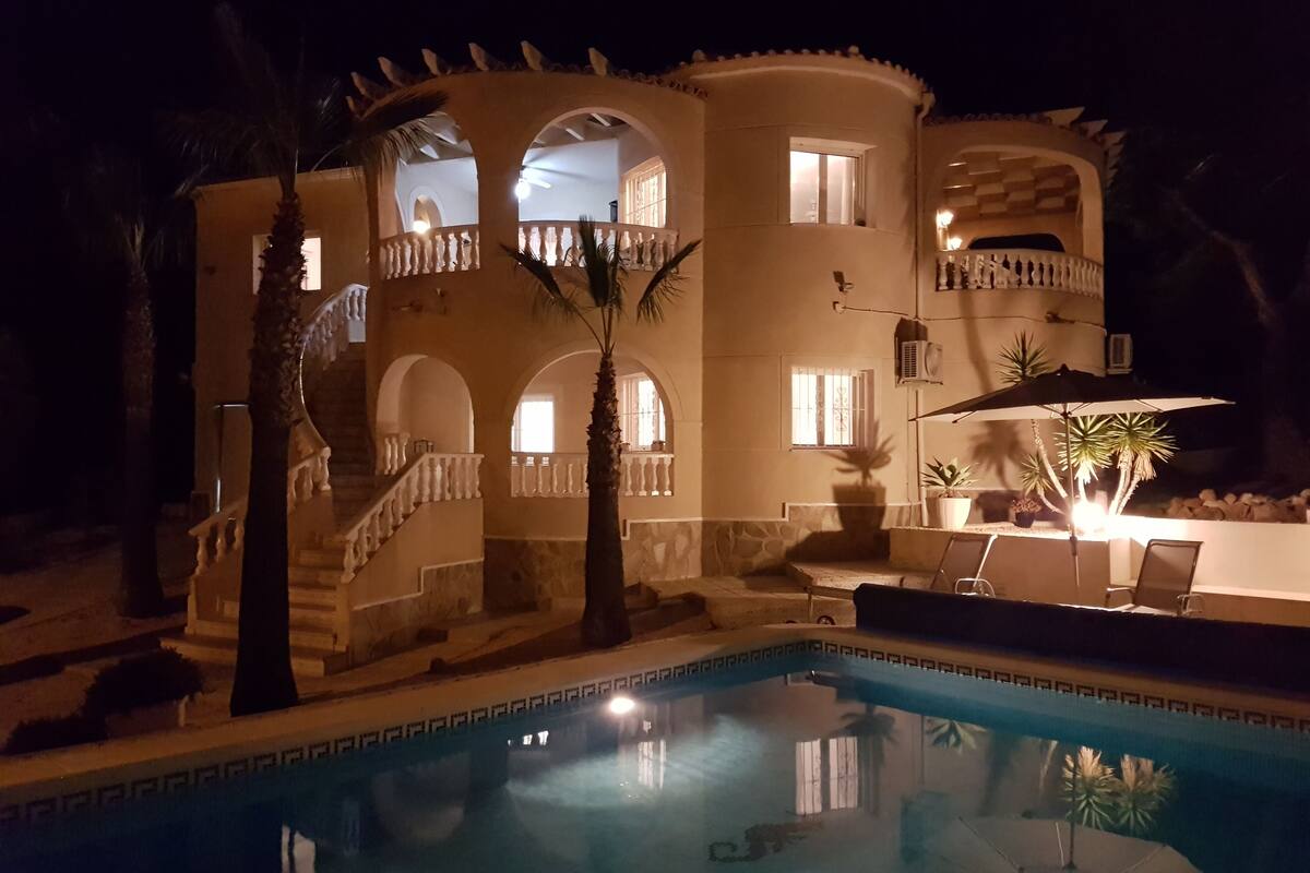 New To The Market This Is Spanish Heaven An Amazing Villa In Alicante San Miguel De Salinas Spagna Expedia It