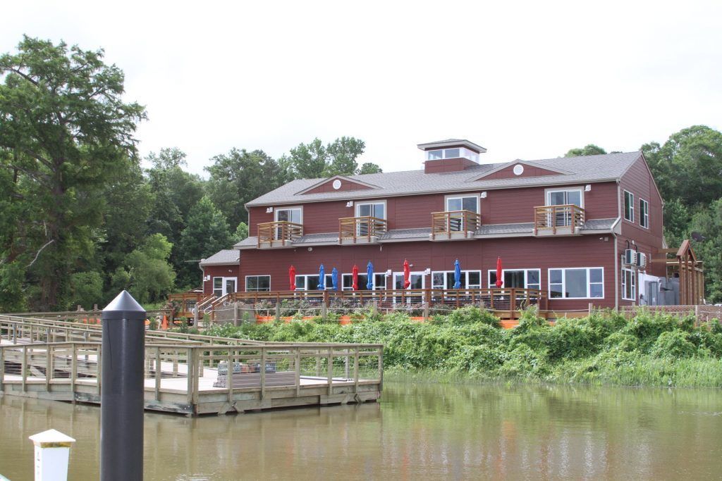 サリー シーフード カンパニー 口コミ 部屋写真 料金 お得情報 エクスペディア