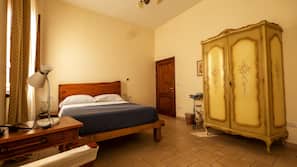 1 camera, biancheria da letto di alta qualità, una scrivania