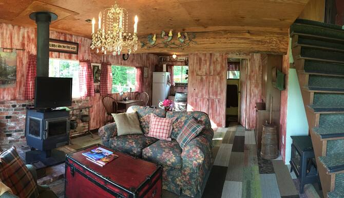 Cozy Barn House Retreat With Country Charm In Everett Wa Expedia