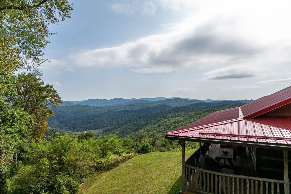 1 Million Dollar View Close To Banner Elk Screened Porch Hot