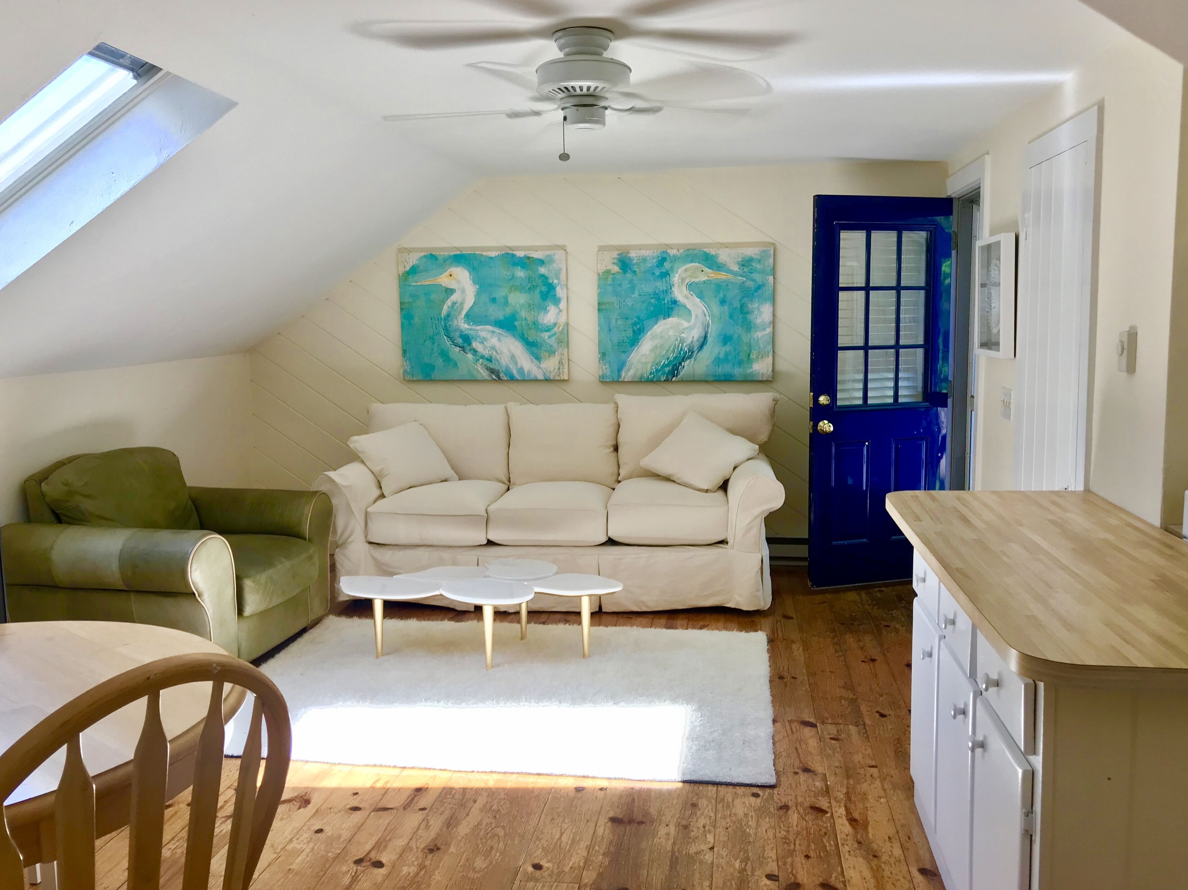 Immaculate Cottage Steps From Sea Street Beach - Central AC - Pet Friendly! in Hyannis, United States