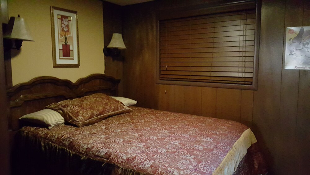 Quinault Cottage Cove Stay & Play" OR "Relax & Revive In Olympic