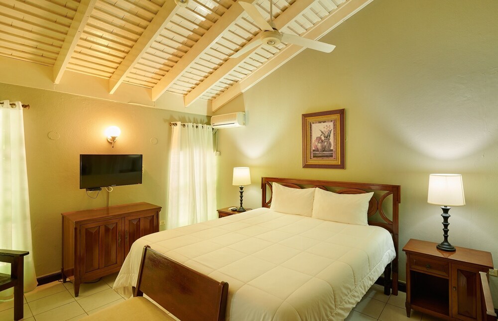 At Jam Villa Resort we provide the utmost in customer service Deals