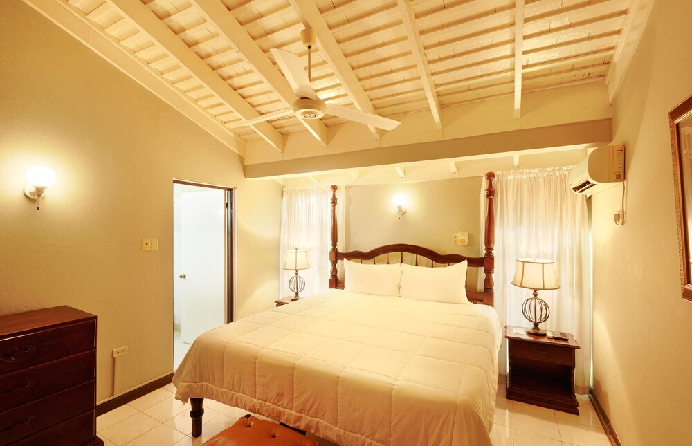At Jam Villa Resort we provide the utmost in customer service Deals