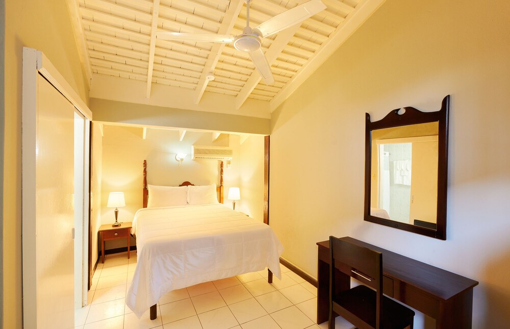 At Jam Villa Resort we provide the utmost in customer service Deals