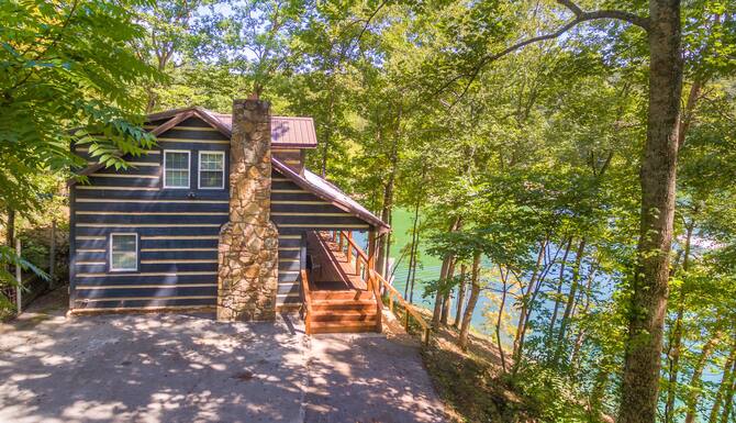 Private Lakefront Cabin Within 4 Miles Of I 75 And Close Access To